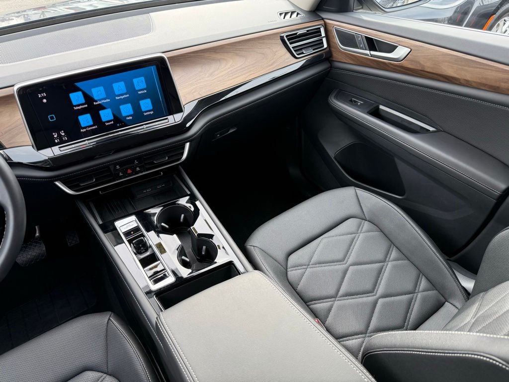 2025 Volkswagen Atlas 2.0T SE w/Technology ONE OWNER CAR FAX