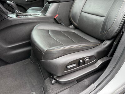 2018 Chevrolet Equinox Premier 1 OWNER / CLEAN CARFAX