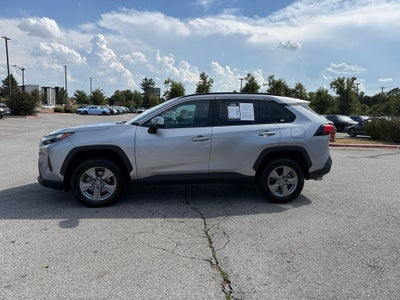2024 Toyota RAV4 XLE - CLEAN CARFAX / ONE OWNER