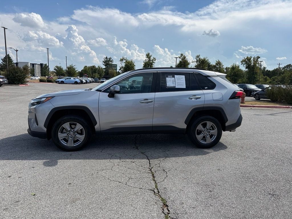 2024 Toyota RAV4 XLE - CLEAN CARFAX / ONE OWNER