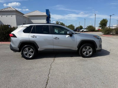 2024 Toyota RAV4 XLE - CLEAN CARFAX / ONE OWNER