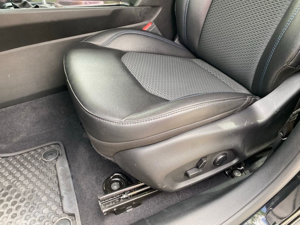 2025 Jeep Compass Latitude 1 OWNER CLEANC ARFAX