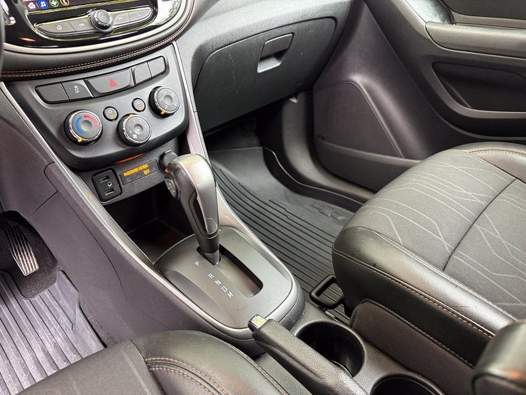 2020 Chevrolet Trax LT - CARFAX ONE OWNER