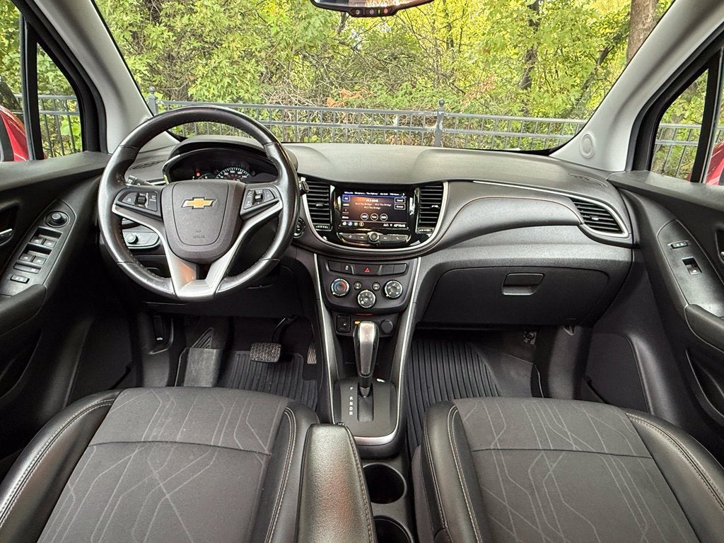 2020 Chevrolet Trax LT - CARFAX ONE OWNER