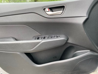 2019 Hyundai Accent SE