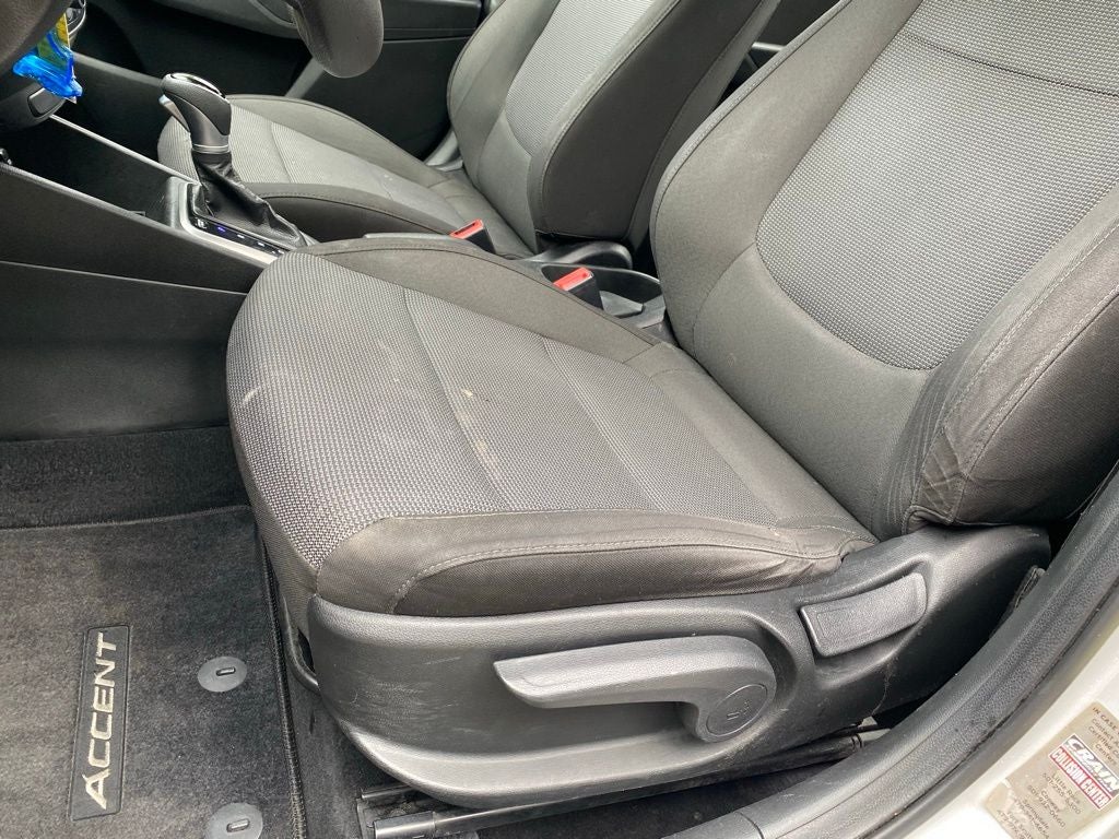 2019 Hyundai Accent SE