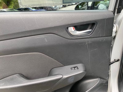 2019 Hyundai Accent SE