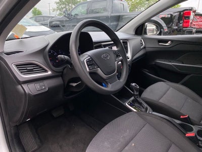 2019 Hyundai Accent SE