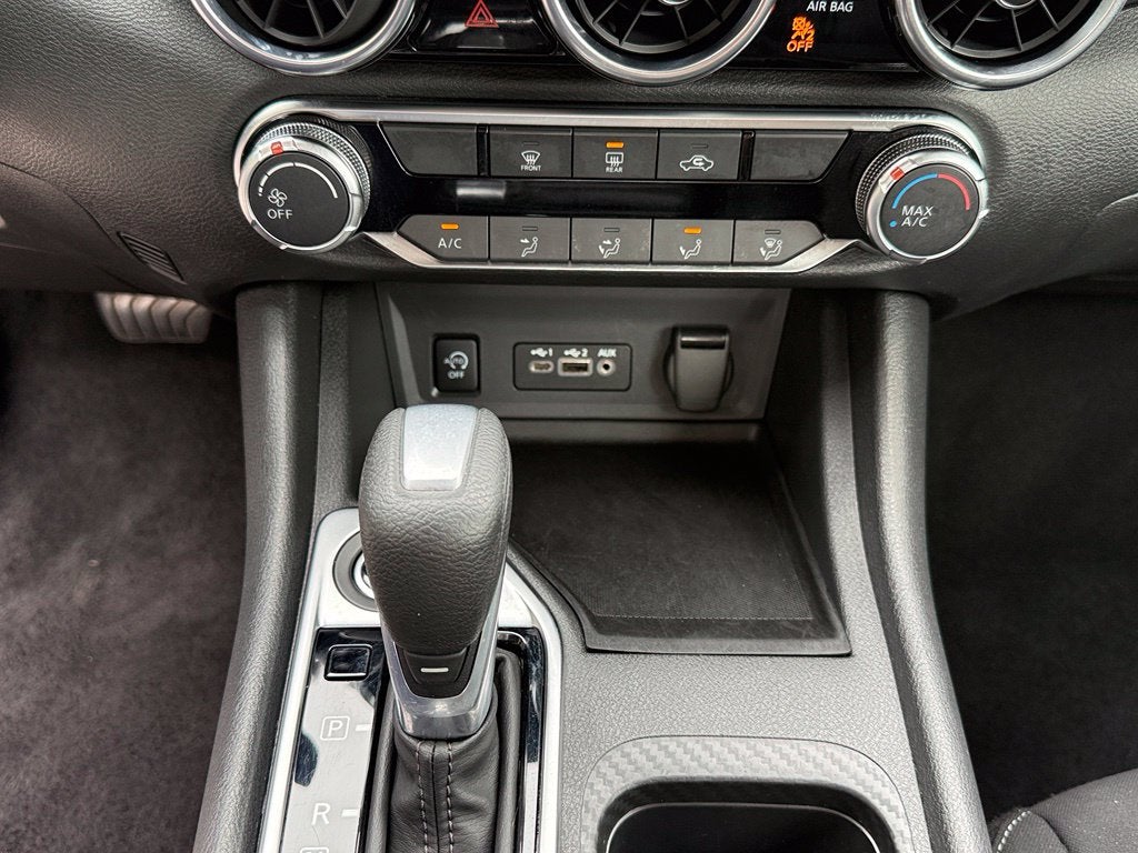 2025 Nissan Sentra SV - CLEAN CARFAX / ONE OWNER
