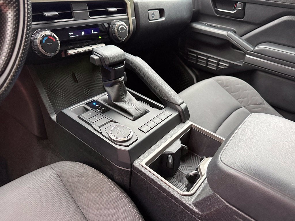 2024 Toyota Tacoma SR5 - CLEAN CARFAX / ONE OWNER