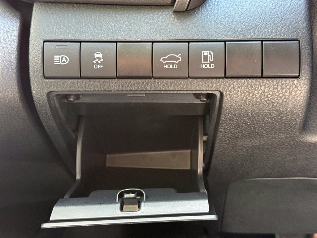 2024 Toyota Camry LE - CARFAX ONE OWNER