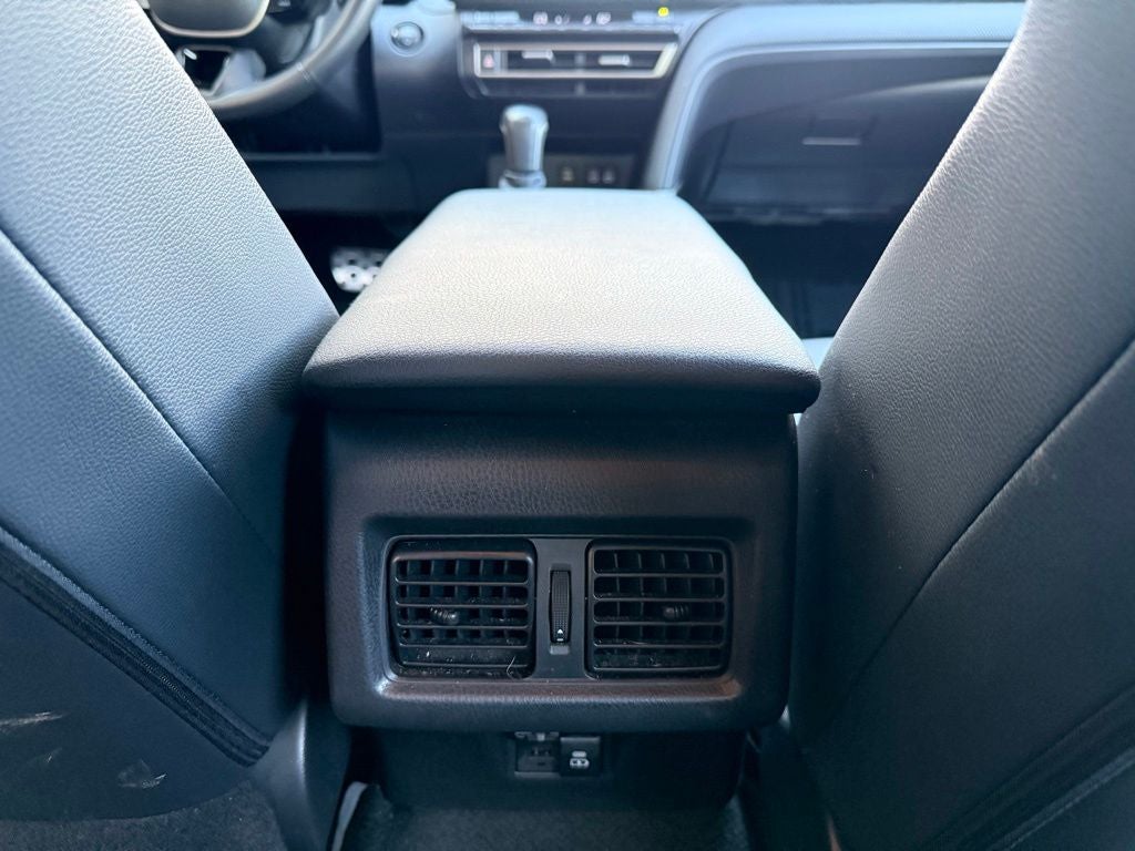 2025 Toyota Camry SE 1 OWNER CARFAX