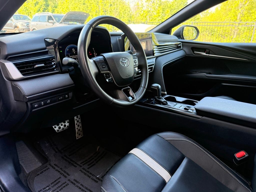 2025 Toyota Camry SE 1 OWNER CARFAX