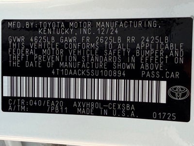 2025 Toyota Camry SE