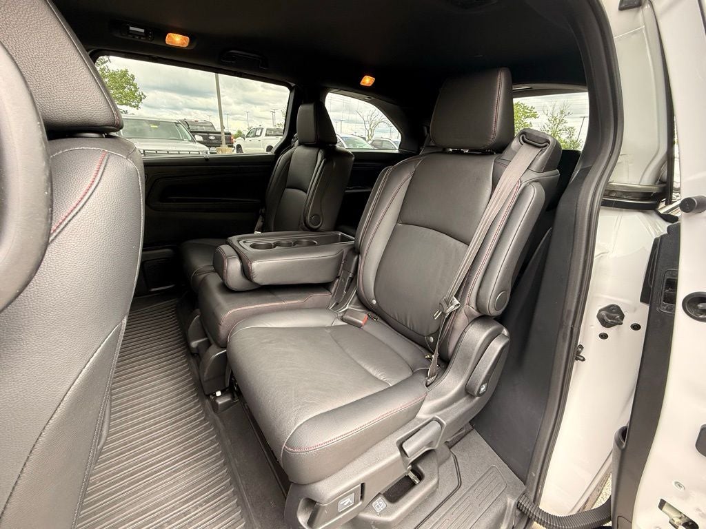 2023 Honda Odyssey Sport CLEAN