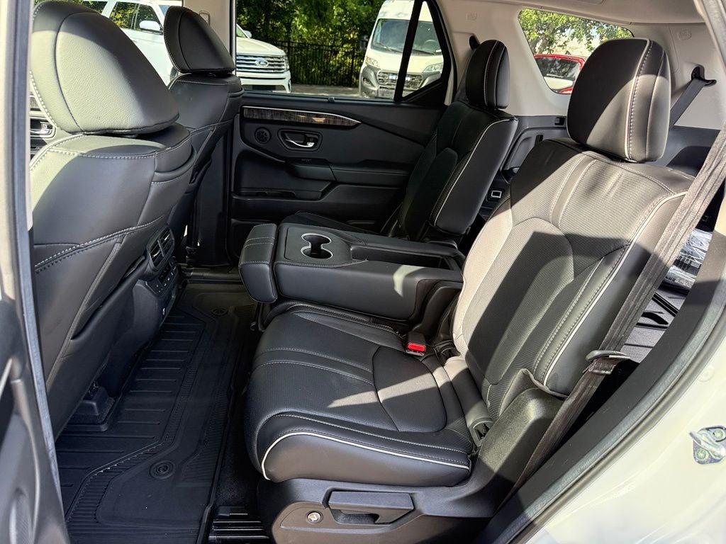 2023 Honda Pilot Elite