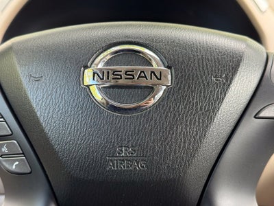 2017 Nissan Pathfinder Platinum - 4WD / DUAL SUNROOF / CLEAN CARFAX