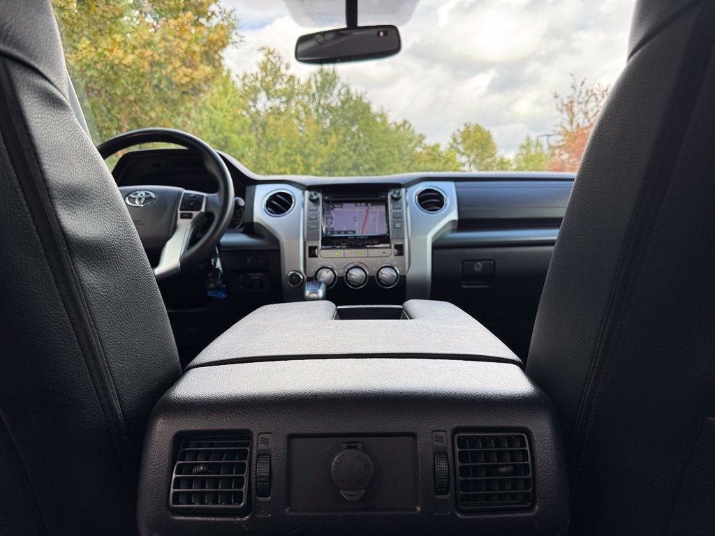 2017 Toyota Tundra TRD Pro - 4WD / 8" LIFT! / CLEAN CARFAX
