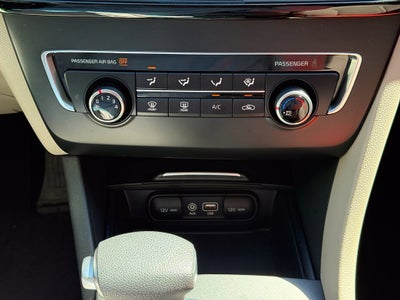 2017 Kia Optima LX - CLEAN CARFAX / ONE OWNER