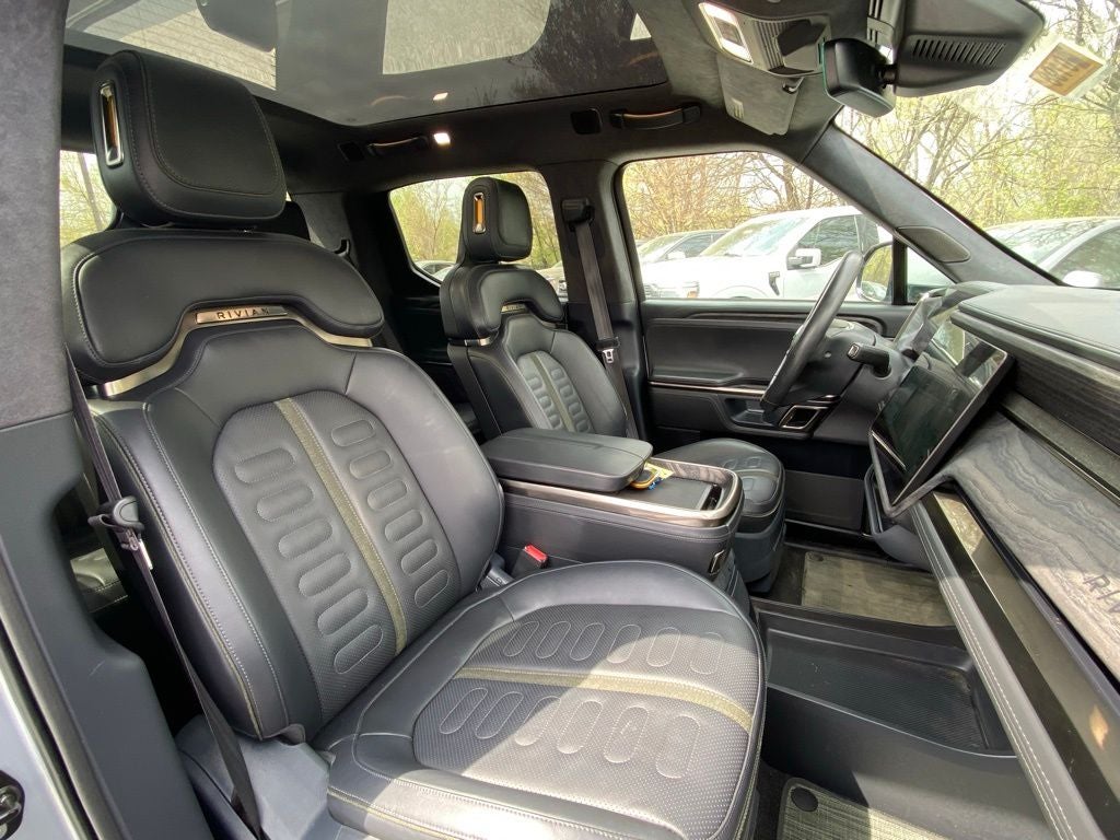 2022 Rivian R1T Adventure