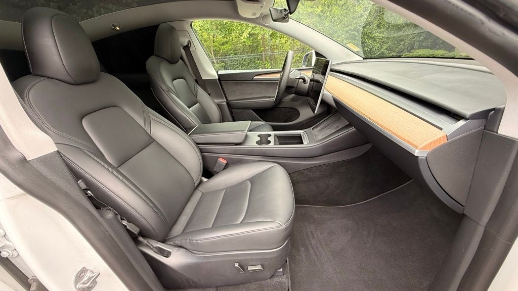 2024 Tesla Model Y Long Range CLEAN CARFAX