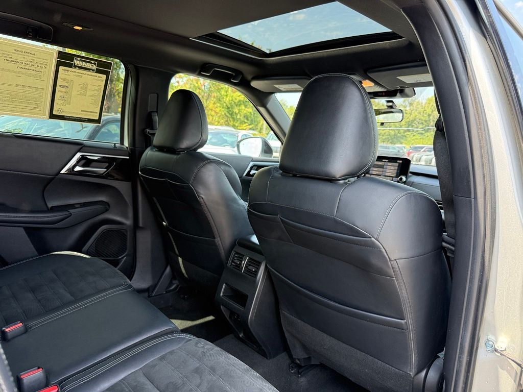 2022 Mitsubishi Outlander Black Edition - 4WD / SUNROOF / CLEAN CARFAX