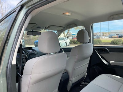 2015 Subaru Forester 2.5i