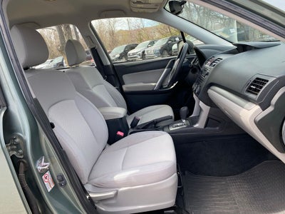 2015 Subaru Forester 2.5i