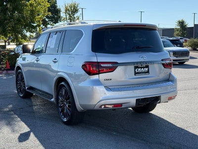 2022 INFINITI QX80 Premium Select