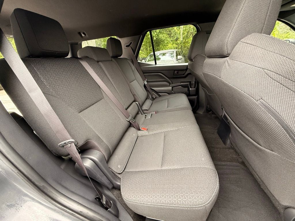2025 Toyota 4Runner SR5 ONE OWNER CLEAN CARFAX