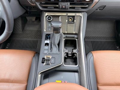 2025 Lexus GX 550 Luxury+