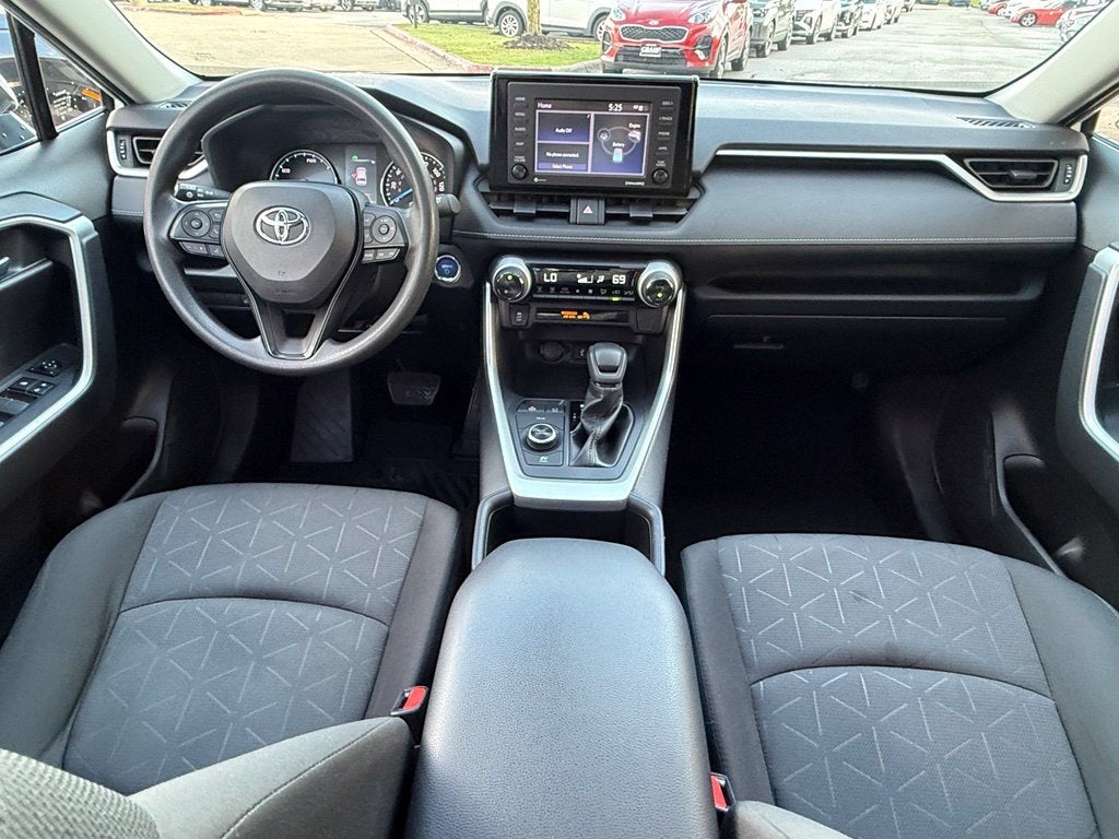 2022 Toyota RAV4 Hybrid XLE - AWD | SUNROOF | CLEAN CARFAX
