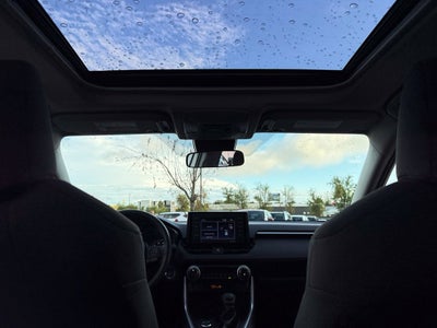 2022 Toyota RAV4 Hybrid XLE - AWD | SUNROOF | CLEAN CARFAX