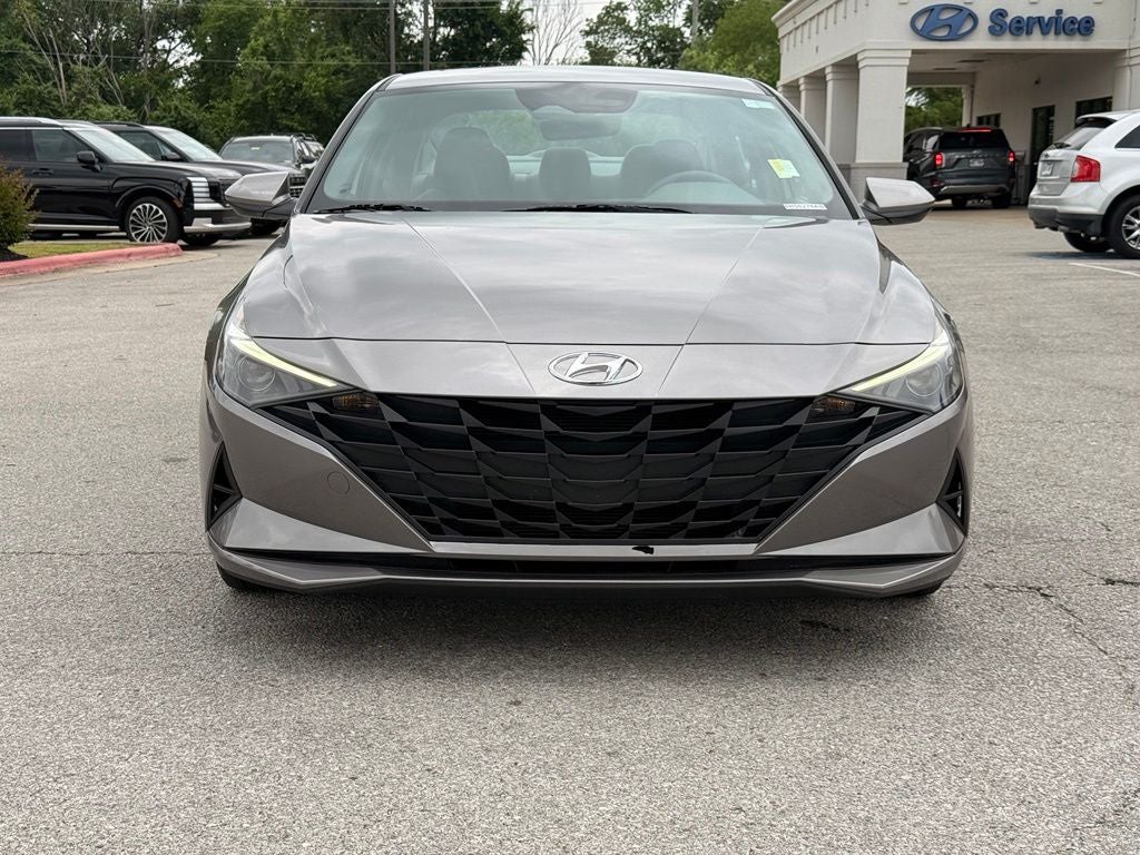 2023 Hyundai Elantra SEL Fluid Metal