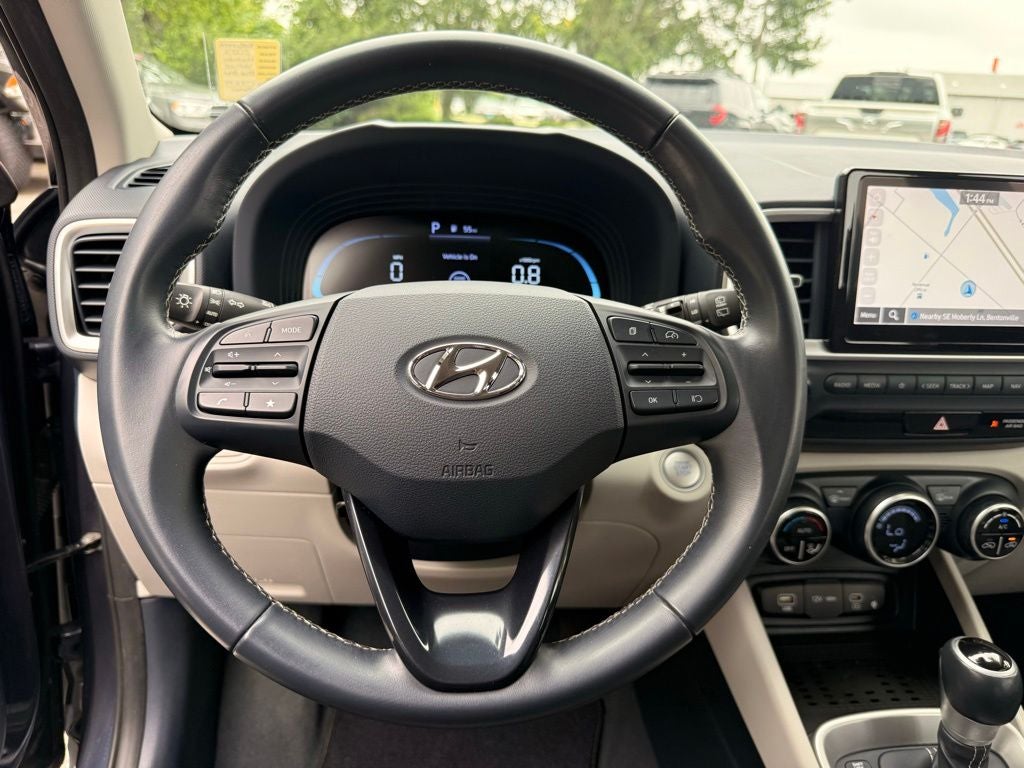 2023 Hyundai Venue Limited ONE OWNER CLEAN CARFAX