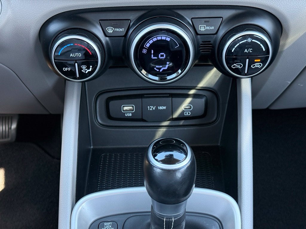 2024 Hyundai Venue SEL - HYUNDAI CPO | CARFAX ONE OWNER