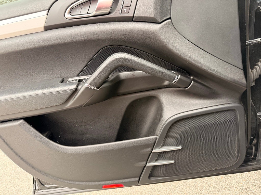 2014 Porsche Cayenne GTS CLEAN CAR FAX