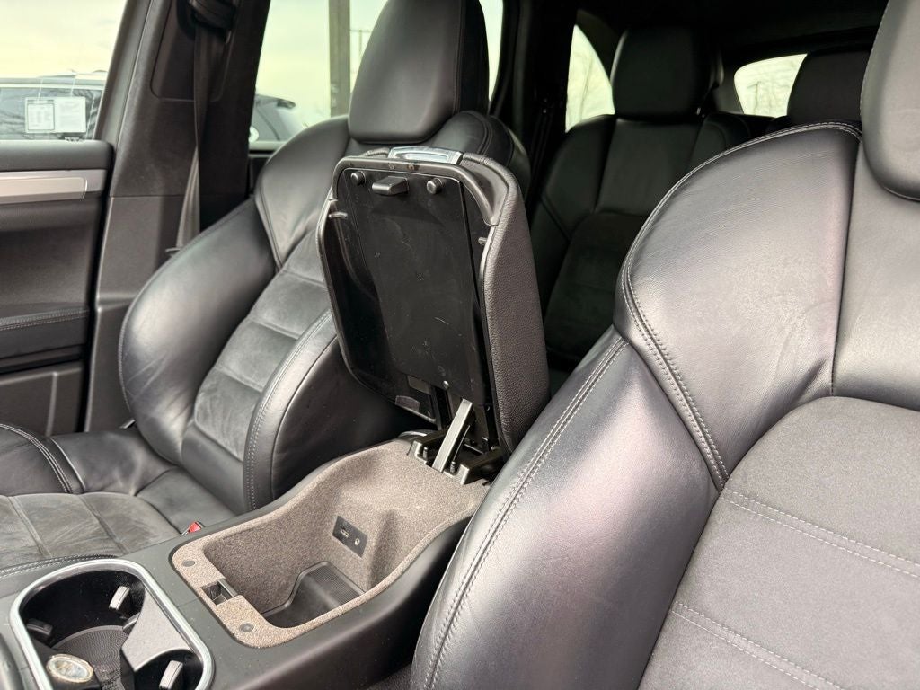 2014 Porsche Cayenne GTS CLEAN CAR FAX