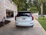 2022 Volvo XC90 T6 Momentum - AWD / PANORAMIC SUNROOF / ONE OWNER