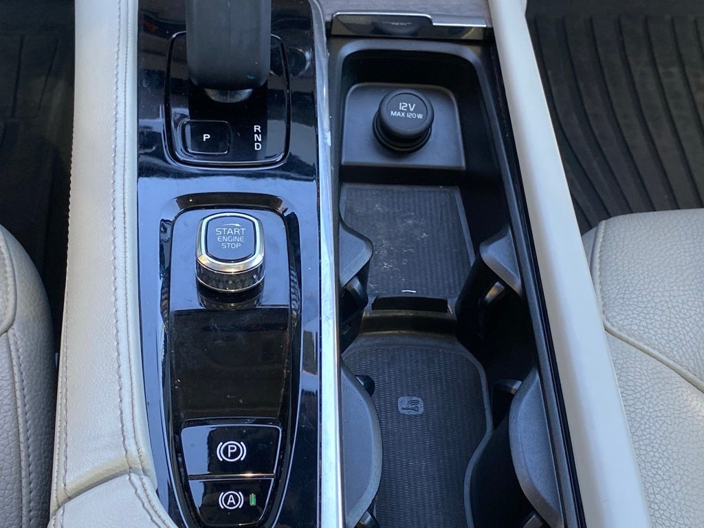 2023 Volvo XC90 Recharge Plug-In Hybrid T8 Plus Bright Theme 7 Passenger