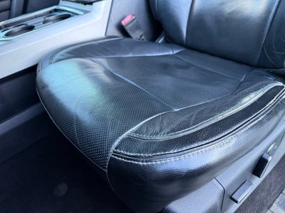 2018 Ford F-350SD Lariat Hard loaded!!