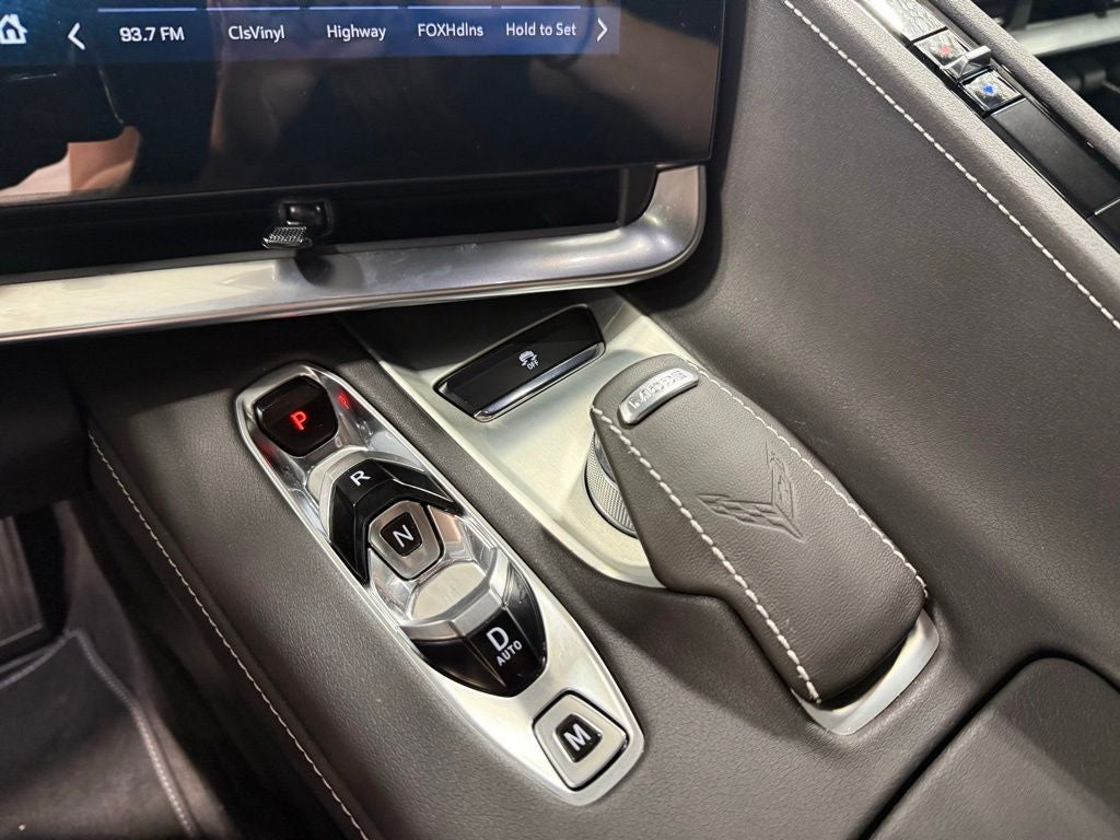 2025 Chevrolet Corvette Stingray 2LT