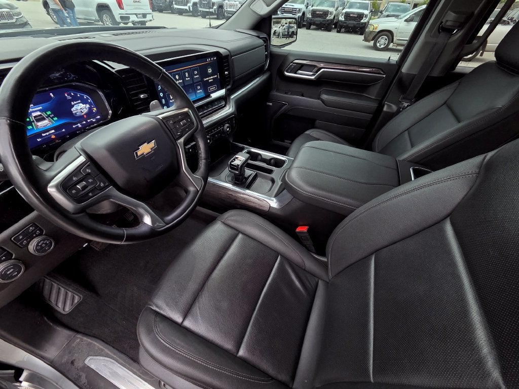 2025 Chevrolet Silverado 1500 LTZ