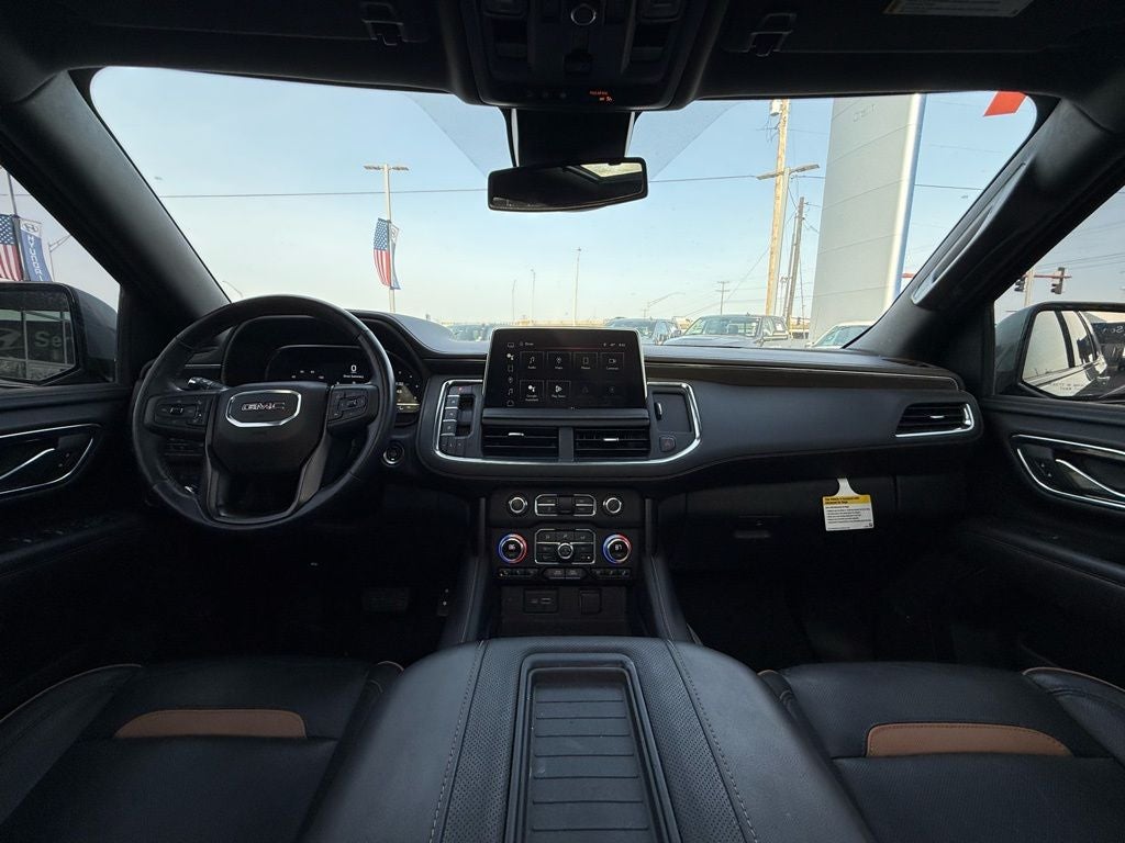 2023 GMC Yukon AT4 TECH PACK,PANO ROOF