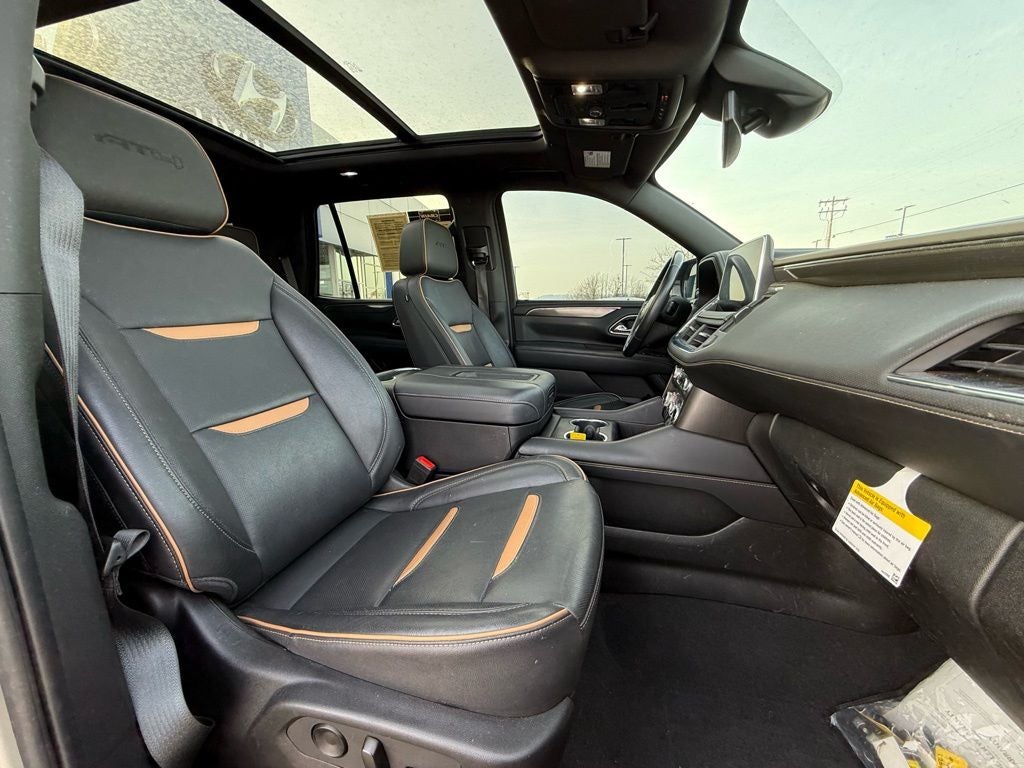 2023 GMC Yukon AT4 TECH PACK,PANO ROOF