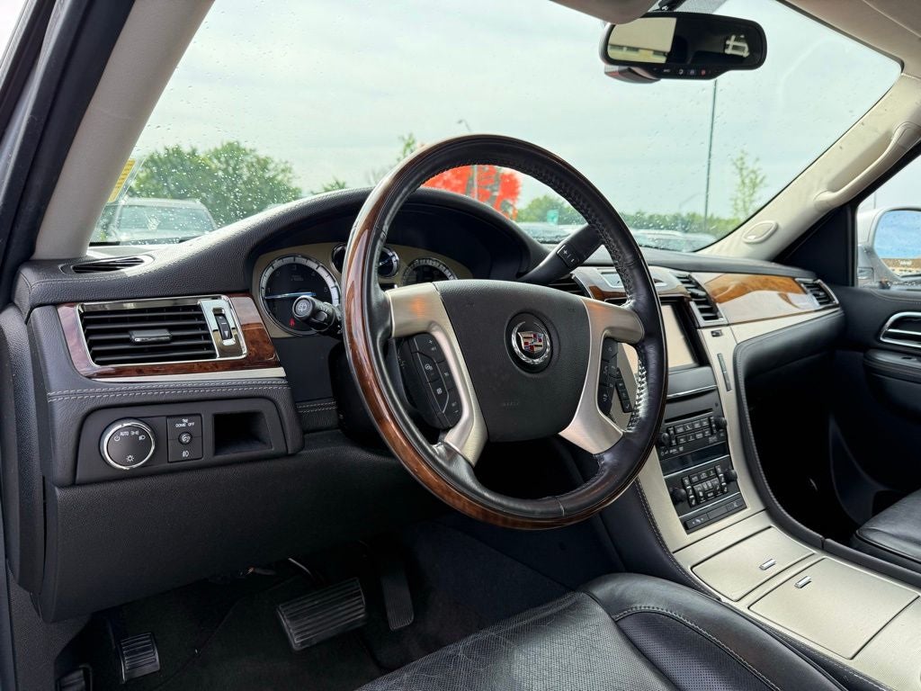 2014 Cadillac Escalade ESV Platinum Edition