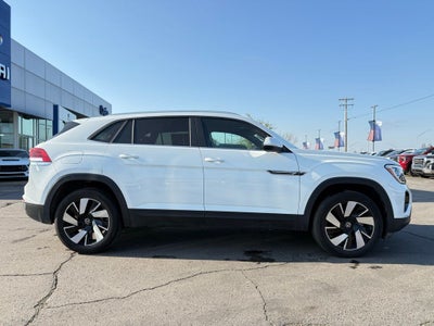 2025 Volkswagen Atlas Cross Sport 2.0T SE w/Technology