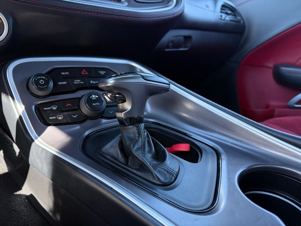 2021 Dodge Challenger R/T PERFORMANCE PACKAGE