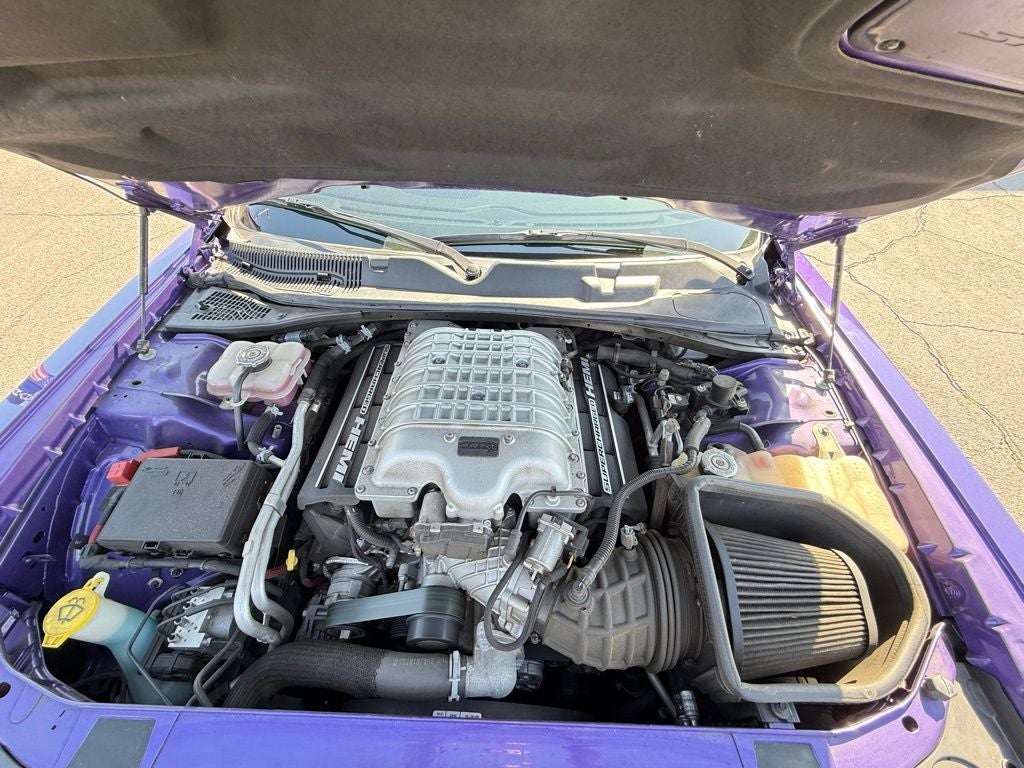 2019 Dodge Challenger SRT Hellcat Redeye red key!!