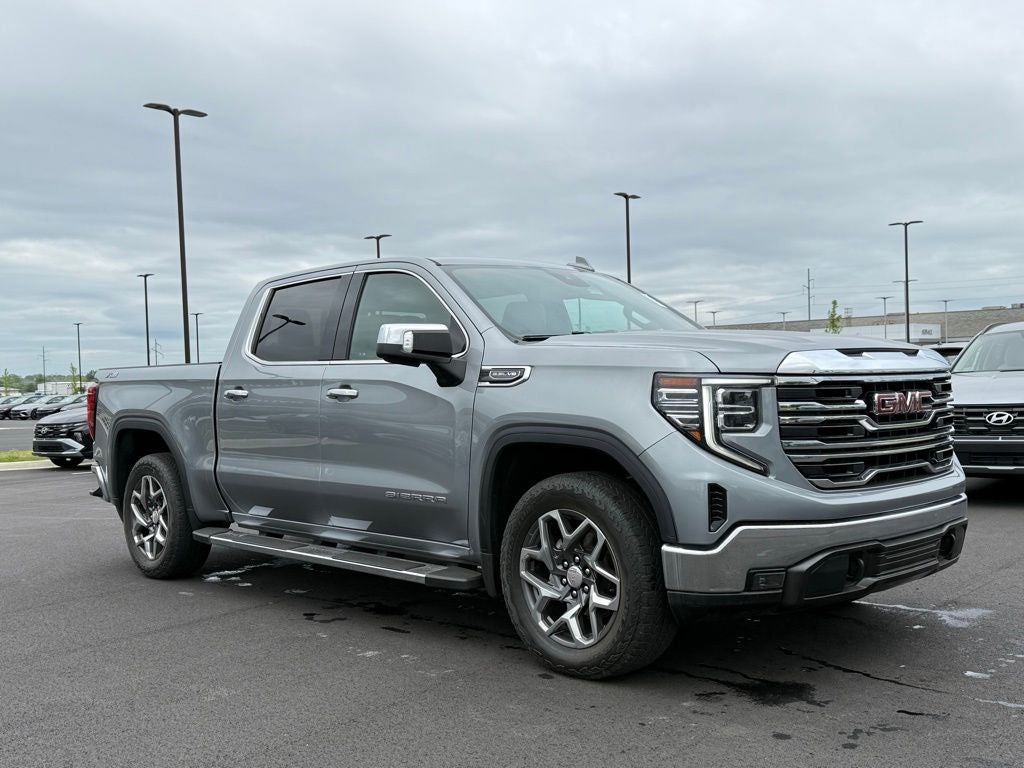 2023 GMC Sierra 1500 SLT Premium Package